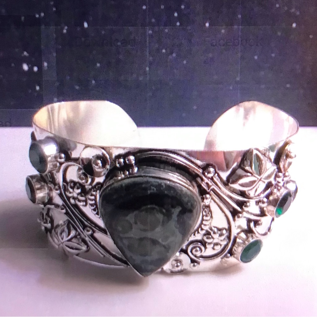 Kamababa Chrome Diopside 925 Sterling Silver Cuff Bracelet